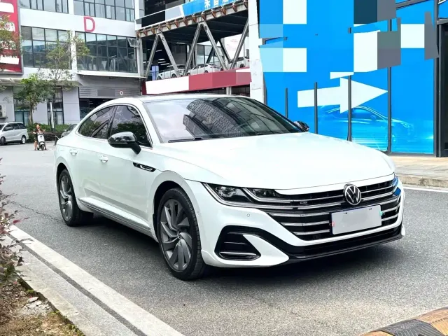 Volkswagen CC — Фото автомобиля 3