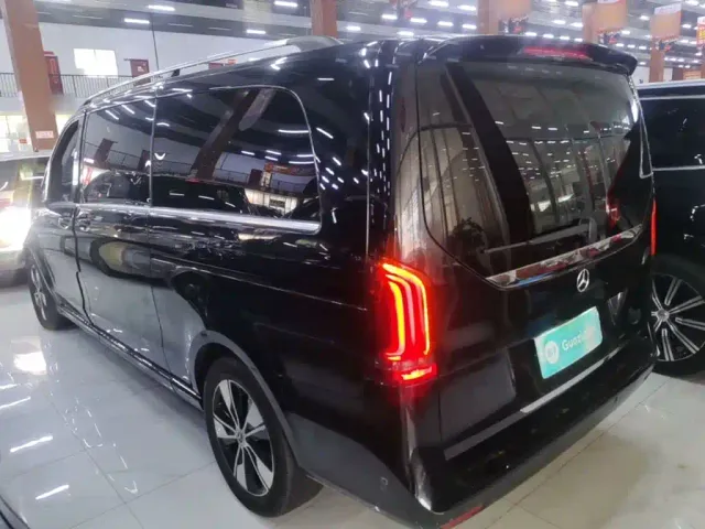 Mercedes-Benz V-Class — Фото автомобиля 22