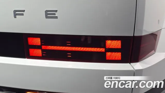 Hyundai Santa Fe MX5 — Фото автомобиля 8
