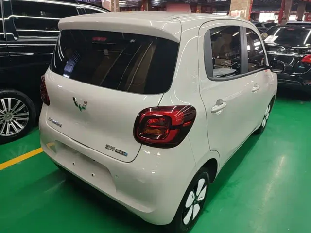 Wuling Hongguang Mini EV — Фото автомобиля 6