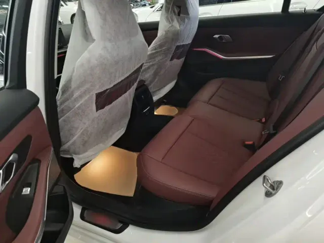 BMW i3 — Фото автомобиля 16