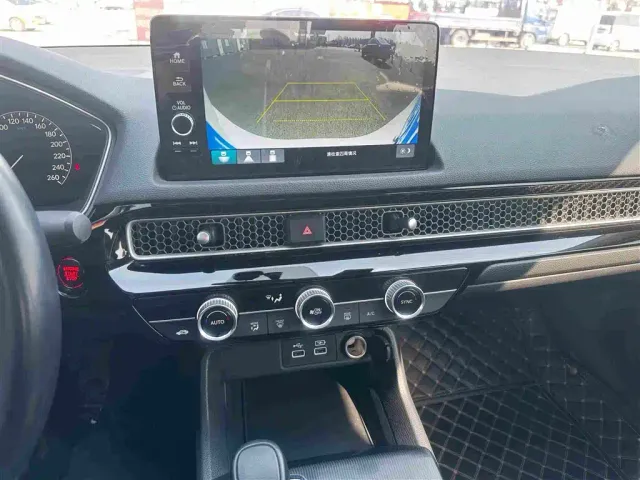 Honda Civic — Фото автомобиля 9