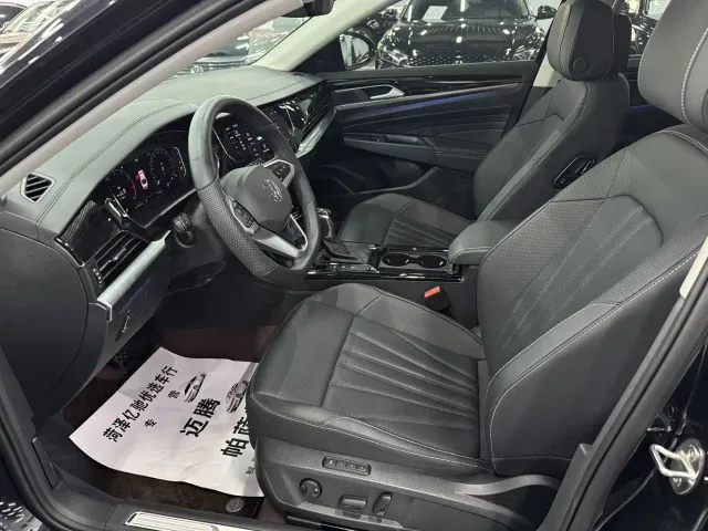 Volkswagen Passat — Фото автомобиля 4