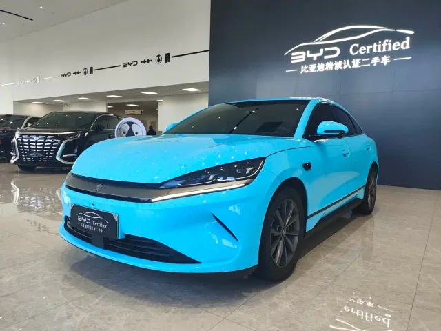 Фотография автомобиля — BYD Qin L