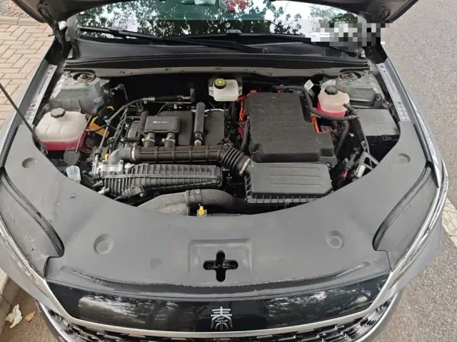 BYD Qin PLUS — Фото автомобиля 16