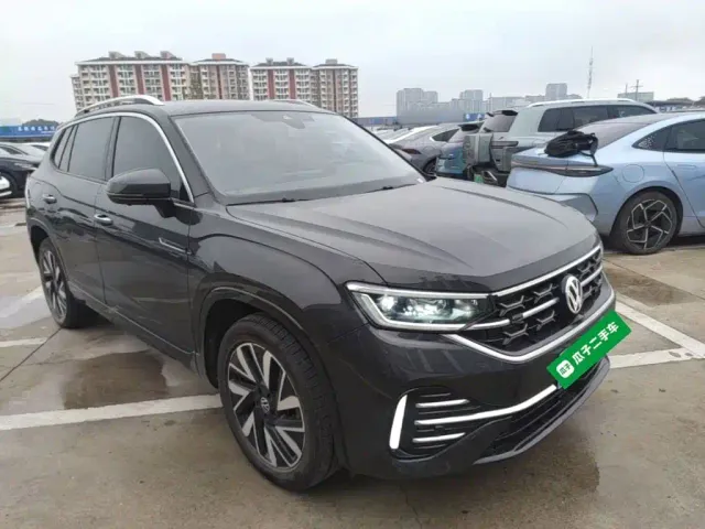 Volkswagen Tayron — Фото автомобиля 3