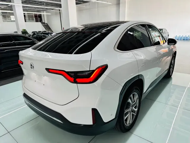 Nio EC6 — Фото автомобиля 6
