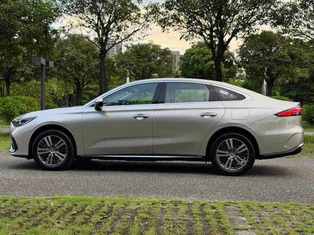 Geely Galaxy Stellar 6 — Фото автомобиля 28