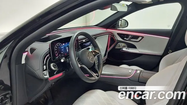 Mercedes-Benz E-Class — Фото автомобиля 13