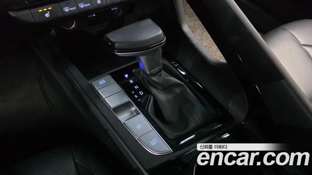 Hyundai Avante CN7 — Фото автомобиля 12