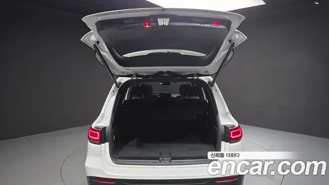 Mercedes-Benz GLB-Class — Фото автомобиля 14