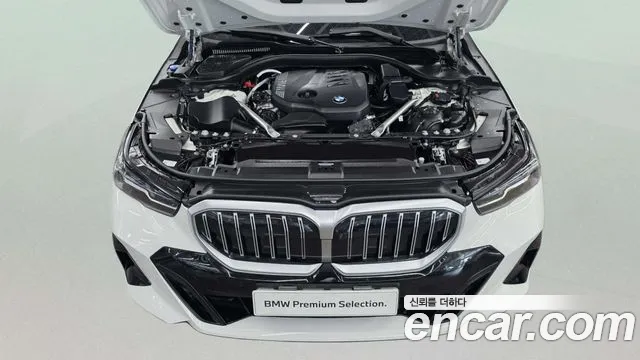 BMW 5 Series G60 — Фото автомобиля 6
