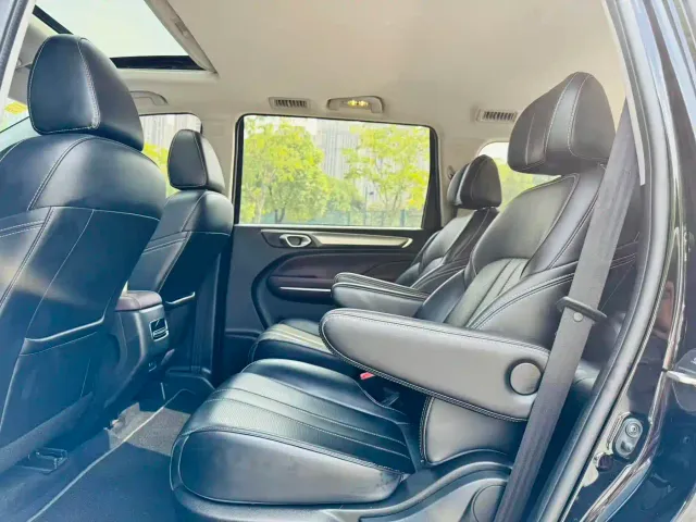 GAC Trumpchi M6 — Фото автомобиля 13