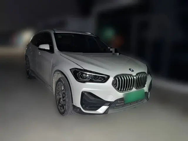 BMW X1 — Фото автомобиля 4