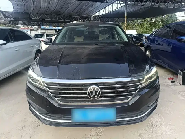 Volkswagen Lavida — Фото автомобиля 2