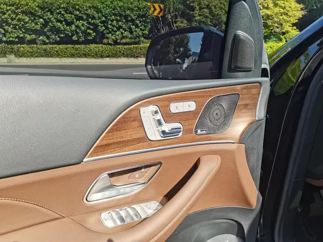 Mercedes-Benz GLE-Class — Фото автомобиля 10