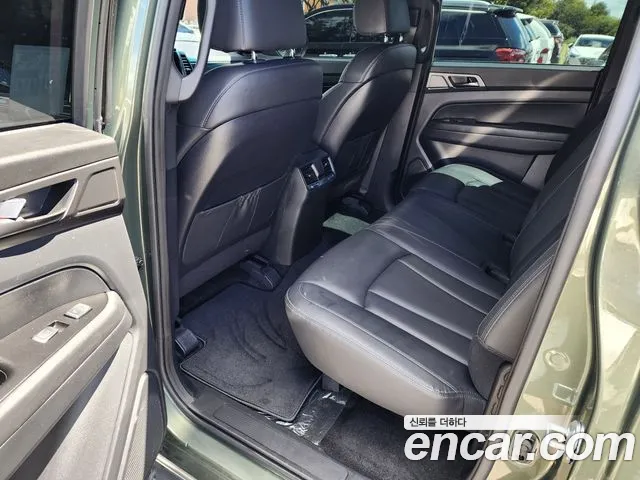 KG_Mobility_Ssangyong Rexton — Фото автомобиля 11