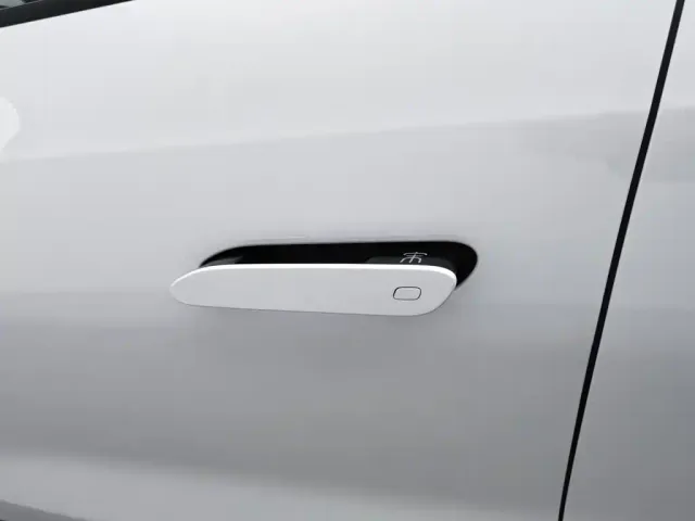 BYD Song L DM-i — Фото автомобиля 18