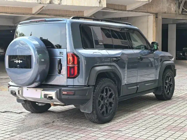 BYD FangChengBao Leopard 5 — Фото автомобиля 4