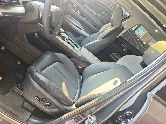 Changan Z6 — Фото автомобиля 10