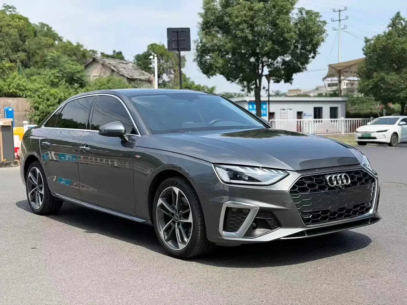 Audi Audi A4L 2022 40 TFSI Fashion Dynamic — Фото автомобиля 3