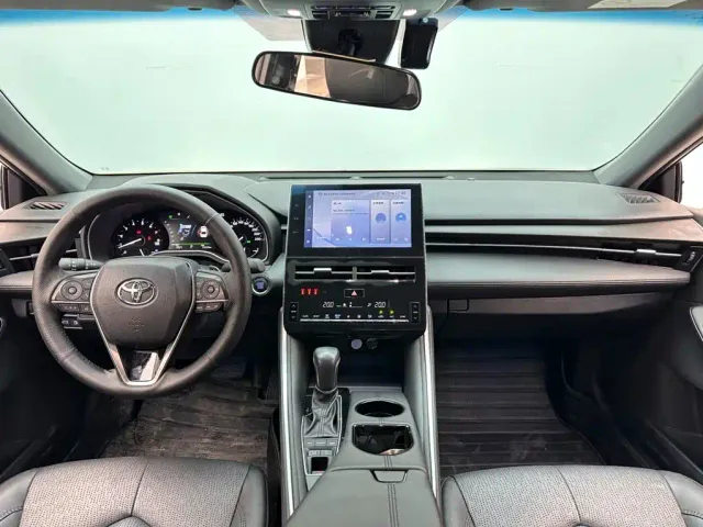 Toyota Avalon — Фото автомобиля 10