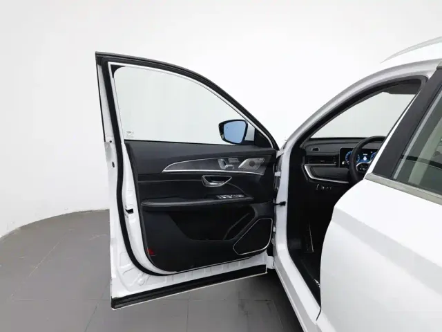 Jetour X70 Plus — Фото автомобиля 8