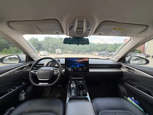Wuling Starlight — Фото автомобиля 20