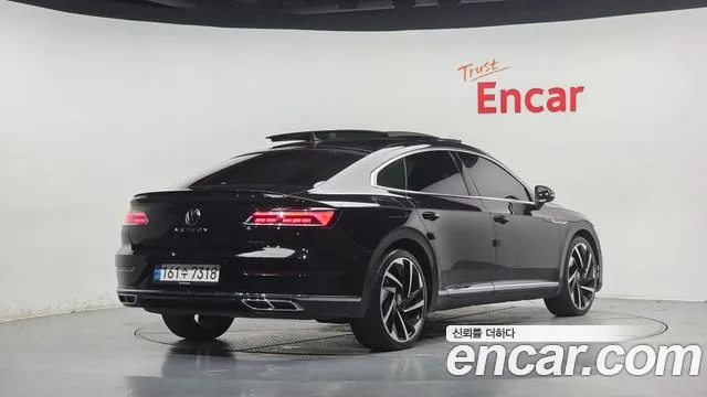 Volkswagen Arteon — Фото автомобиля 2