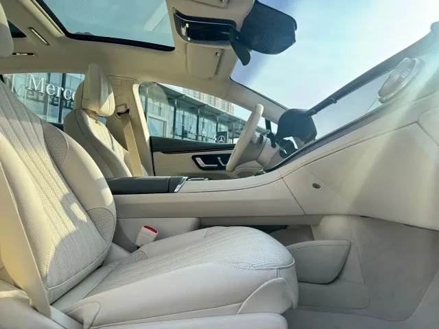 Mercedes-Benz EQS — Фото автомобиля 15