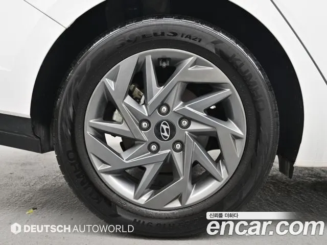 Hyundai Avante CN7 — Фото автомобиля 5