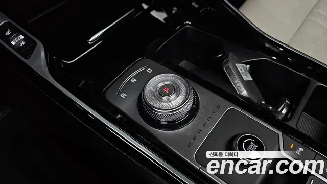 Kia Sorento — Фото автомобиля 9