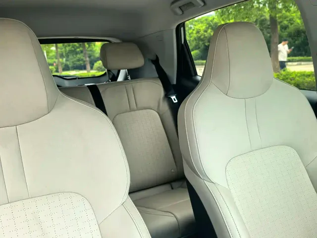 Wuling Binguo PLUS — Фото автомобиля 9