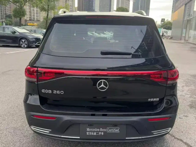 Mercedes-Benz EQB — Фото автомобиля 6