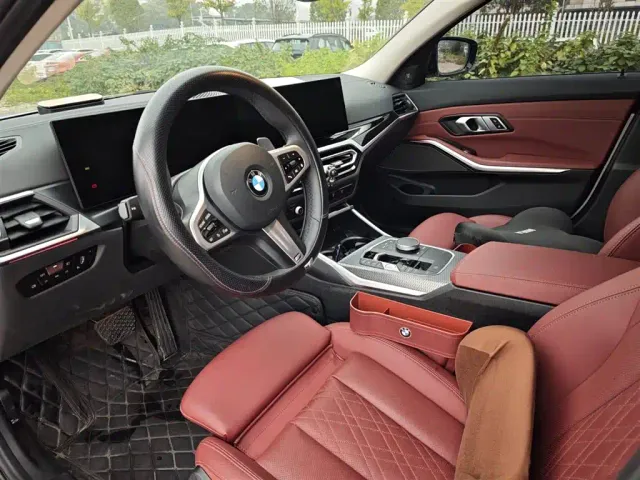 BMW 3 Series — Фото автомобиля 2