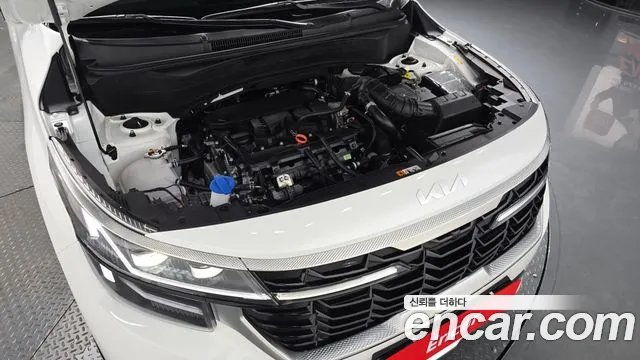 Kia Seltos Бензин 1.6 турбо 2WD — Фото автомобиля 6