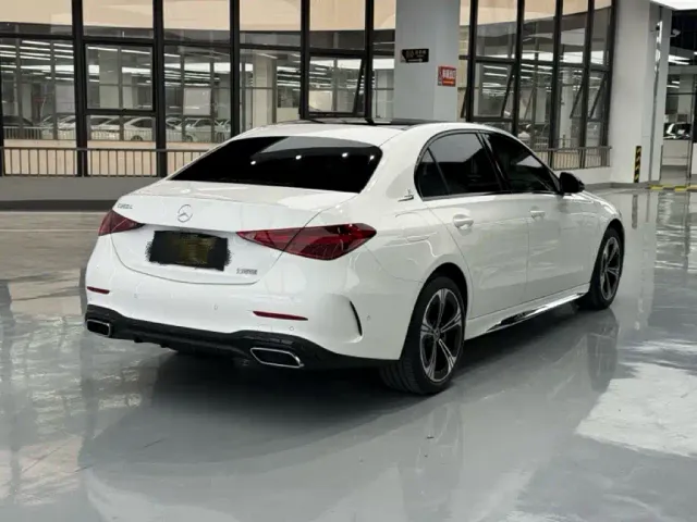 Mercedes-Benz C-Class — Фото автомобиля 13