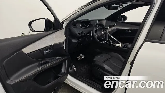 Peugeot 5008 — Фото автомобиля 9