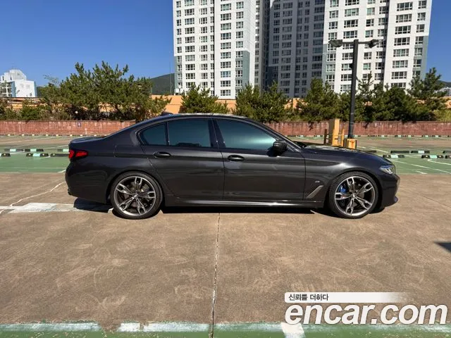 BMW 5 Series G30 — Фото автомобиля 18