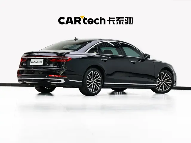 Audi A8 — Фото автомобиля 4