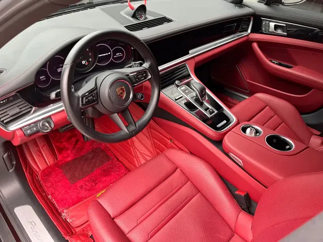 Porsche Panamera — Фото автомобиля 10