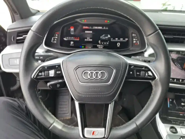 Audi A6L — Фото автомобиля 10