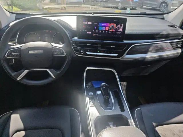 Haval H6 — Фото автомобиля 12