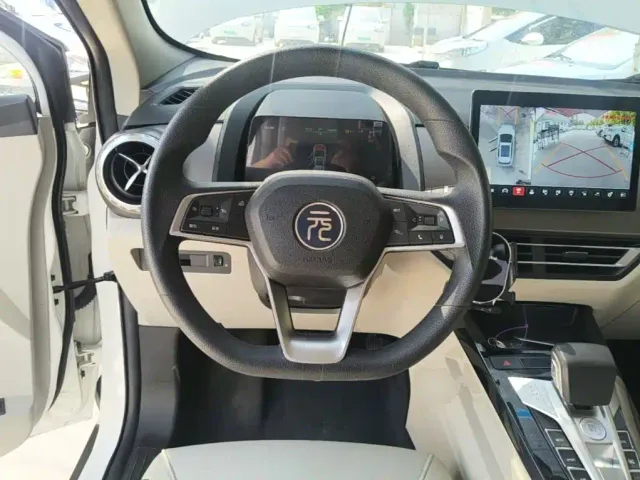 BYD Yuan Pro — Фото автомобиля 10