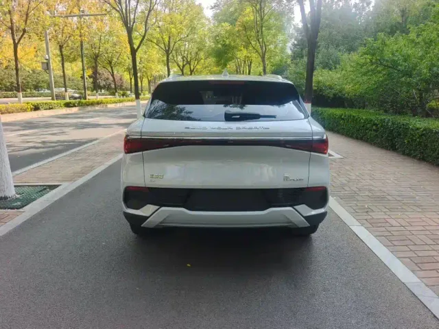 BYD Yuan PLUS — Фото автомобиля 8