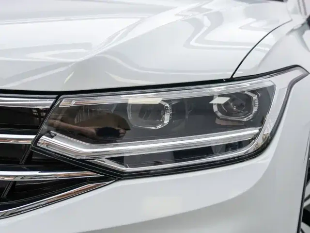 Volkswagen Tiguan L — Фото автомобиля 2