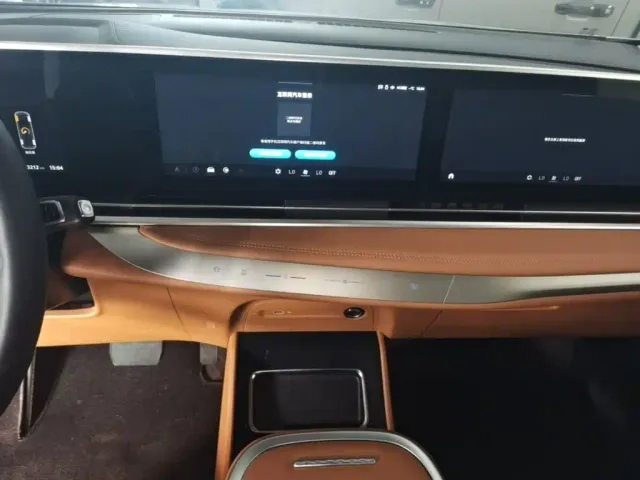 Maxus Dajia 9 — Фото автомобиля 12