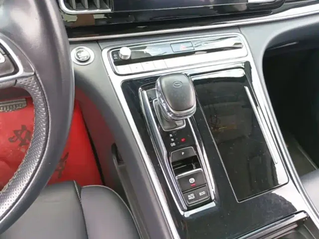 GAC Trumpchi M8 — Фото автомобиля 13
