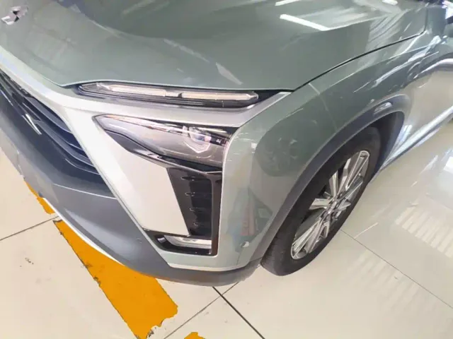 Nio ES8 — Фото автомобиля 17