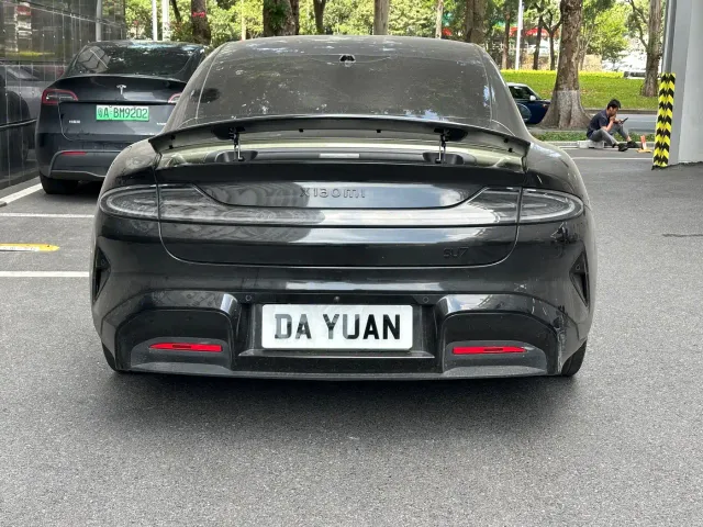 Xiaomi SU7 — Фото автомобиля 8